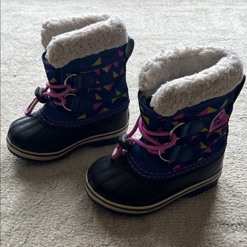 Sorel Kids Boots in Black and Pink with Colorful Pattern